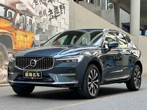 Volvo XC60 2025 B 5 4 WD — фото 16