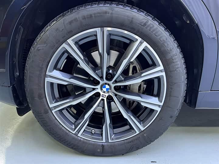 BMW X6 2021 x Drive 40i M — фото 22