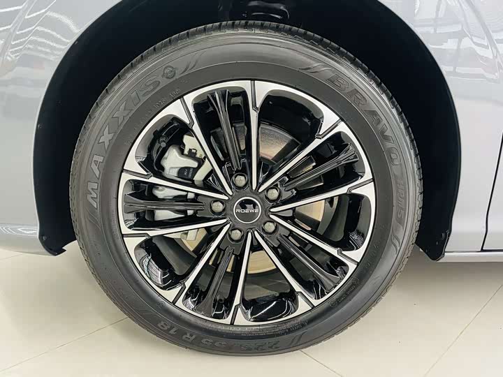 Roewe i MAX 8 2023 400 TGI — фото 3