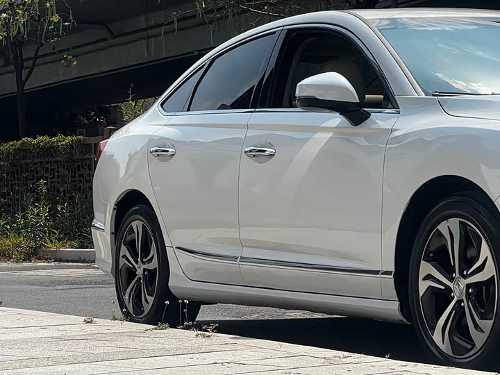 Honda Spirior — фото 6