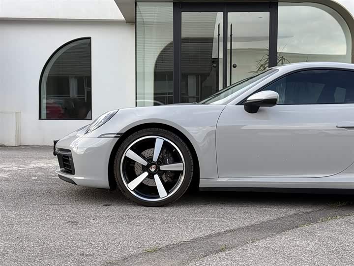 Porsche 911 2022 Carrera 4 3.0 T — фото 3