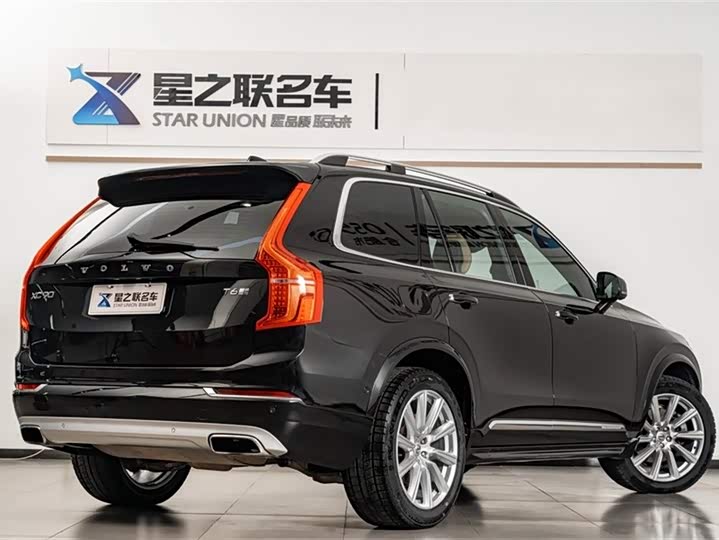 Volvo XC90 2018 T 6 7 — фото 7
