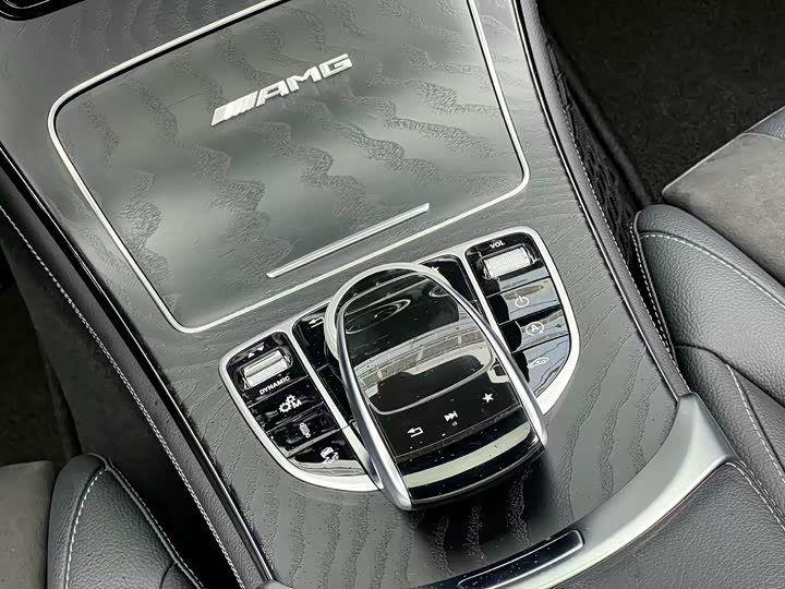 Mercedes-Benz GLC 2018 AMG GLC 63 4 MATIC+ SUV — фото 17