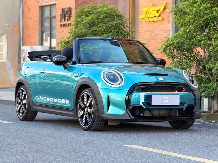 MINI Cabrio — фото 3