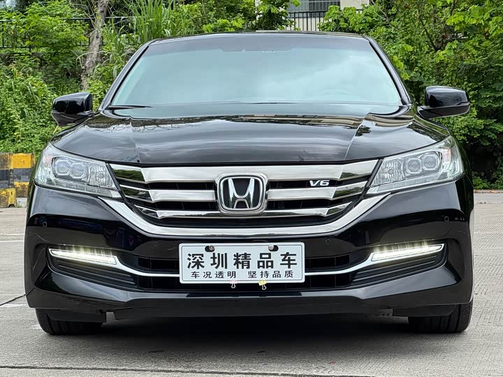 Honda Accord — фото 2