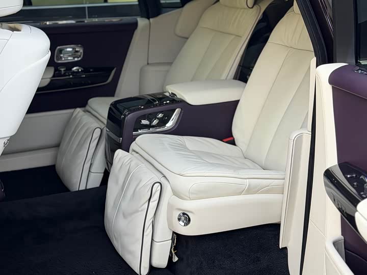 Rolls-Royce Phantom — фото 13