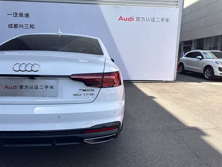 Audi A4L 2022 40 TFSI — фото 16