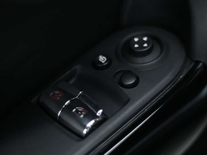 MINI Hatch — фото 10