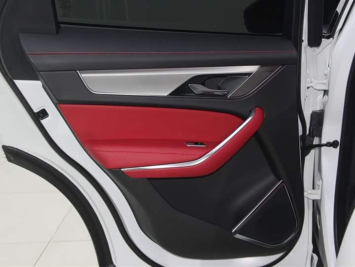 Jaguar F-PACE 2024 P 250 R-Dynamic SE — фото 27