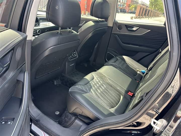 Hongqi HS5 2023 2.0 T Pro — фото 18