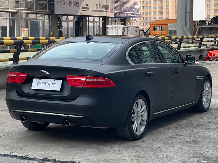 Jaguar XEL 2018 2.0 T 200 PS — фото 9