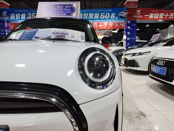 MINI Hatch — фото 15