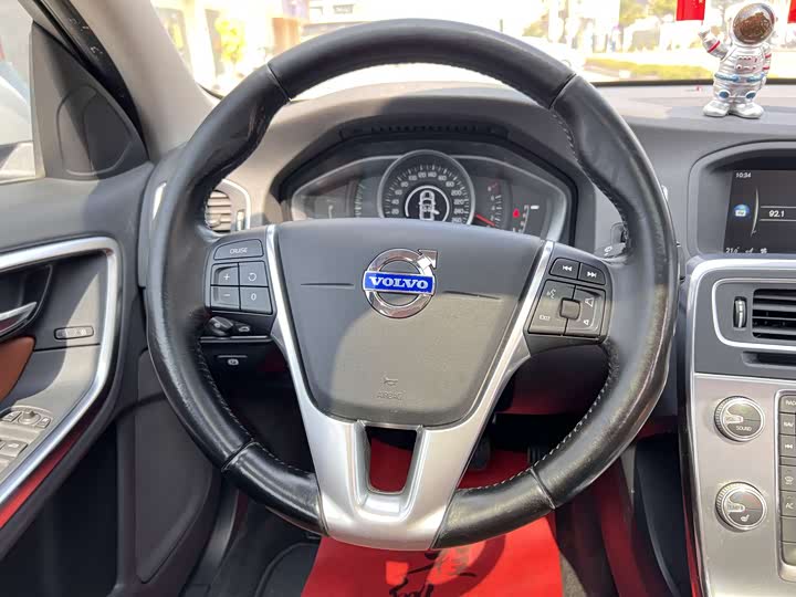 Volvo S60 2015 S 60 L 2.0 T — фото 6