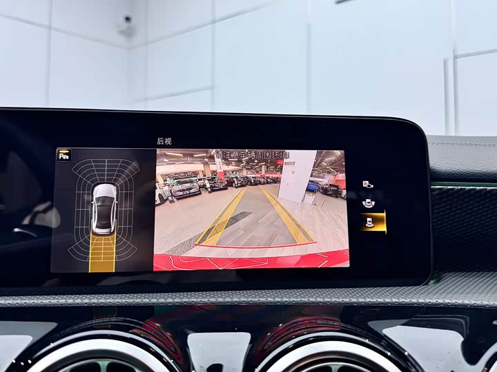 Mercedes-Benz A-Class 2022 A 200 L — фото 15