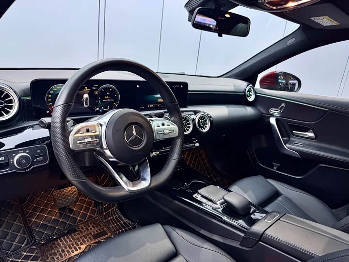 Mercedes-Benz A-Class 2022 A 200 L — фото 8