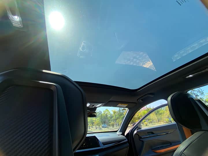 Changan UNI-V 2022 1.5 T — фото 17