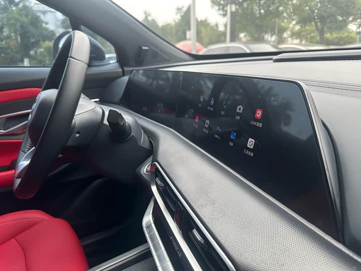 Changan UNI-T 2020 1.5 T Premium — фото 14