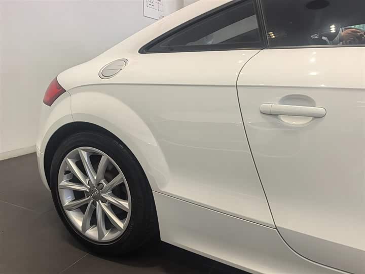 Audi TT 2013 TT Coupe 45 TFSI — фото 12