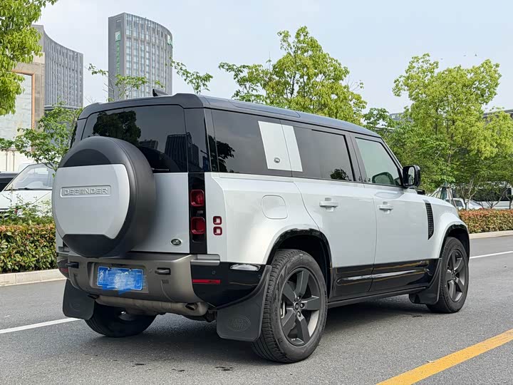 Land Rover Defender — фото 5