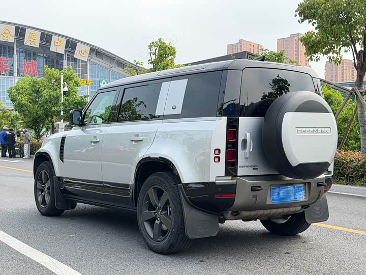 Land Rover Defender — фото 3