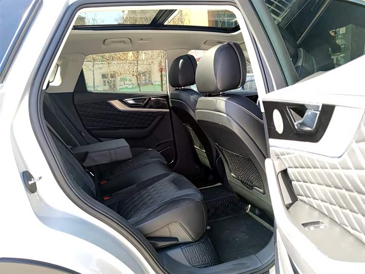 Hongqi HS5 2022 2.0 T 4 WD — фото 11