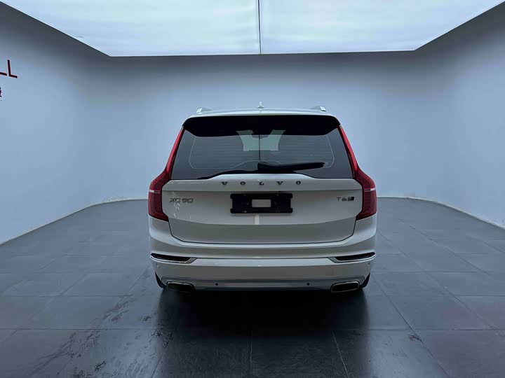 Volvo XC90 2018 T 6 7 — фото 8