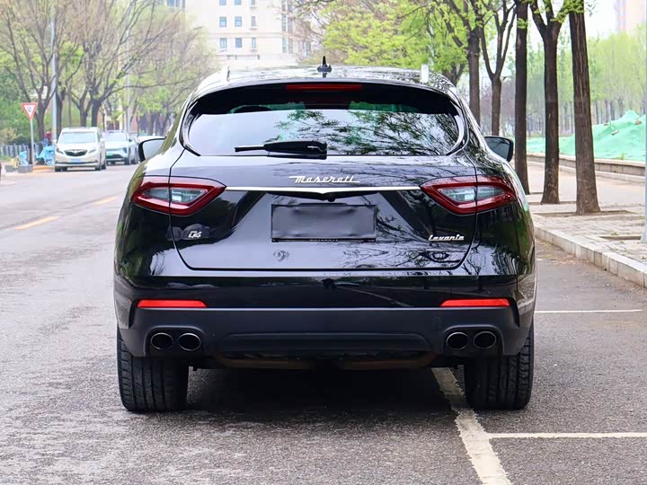Maserati Levante 2016 3.0 T Standard — фото 6