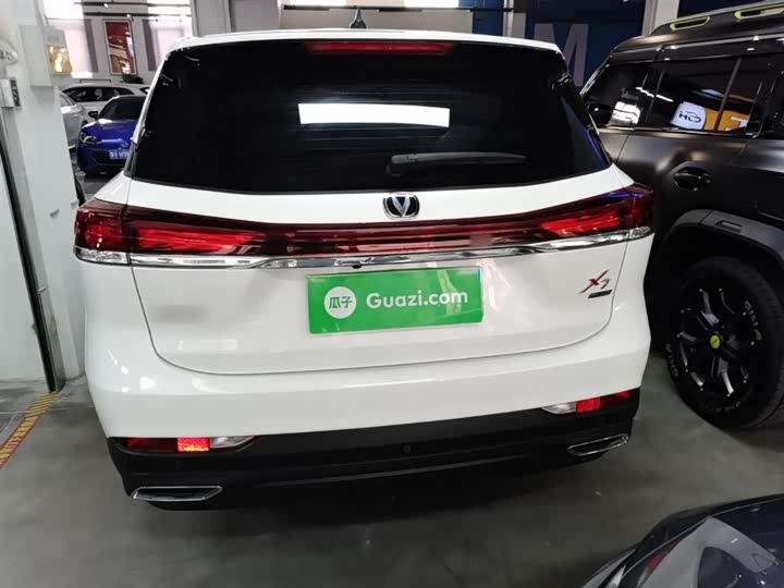Changan X7 PLUS 2024 1.5 T ATPremium 7 — фото 6