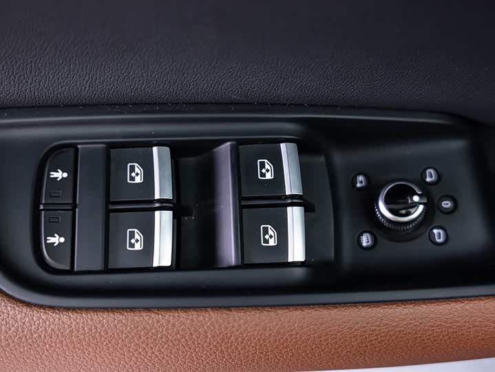 Audi Q7 2020 55 TFSI quattro S line Sport — фото 15