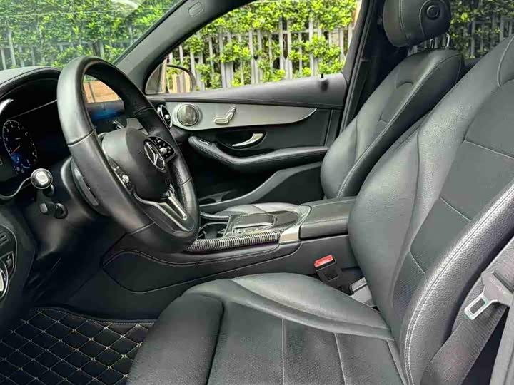 Mercedes-Benz GLC 2020 GLC 260 4 MATIC SUV — фото 9