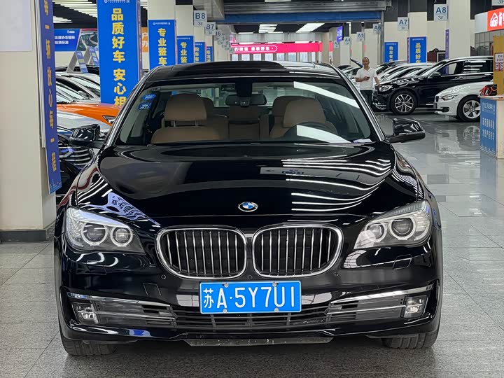 BMW 7 Series 730Li люкс — фото 2