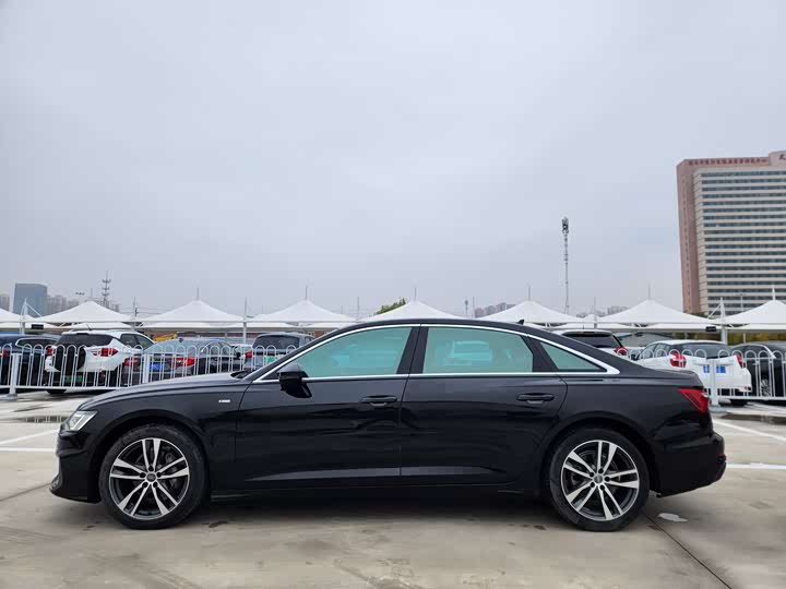 Audi A6L 2019 40 TFSI — фото 7
