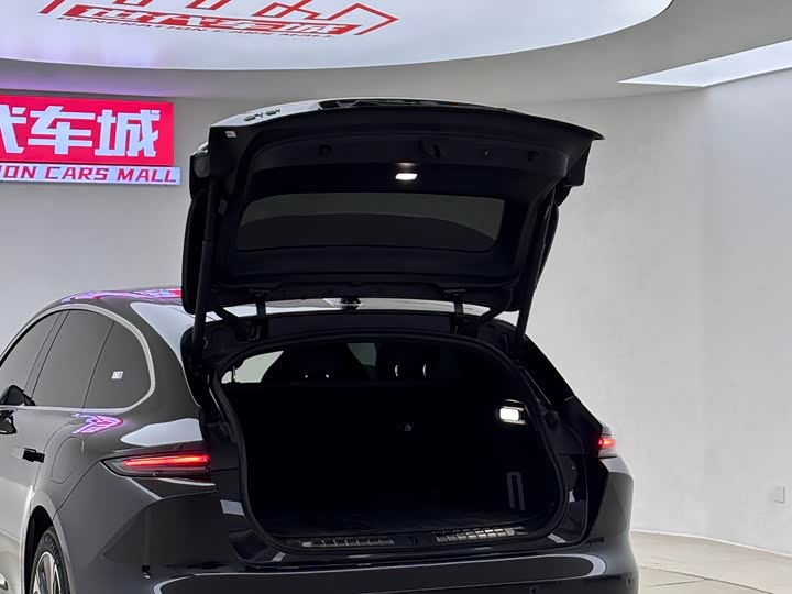 NIO ET5T 2025 75k Wh Touring — фото 7