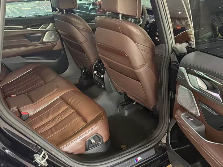 BMW 6-Series 2018 640i x Drive M — фото 9
