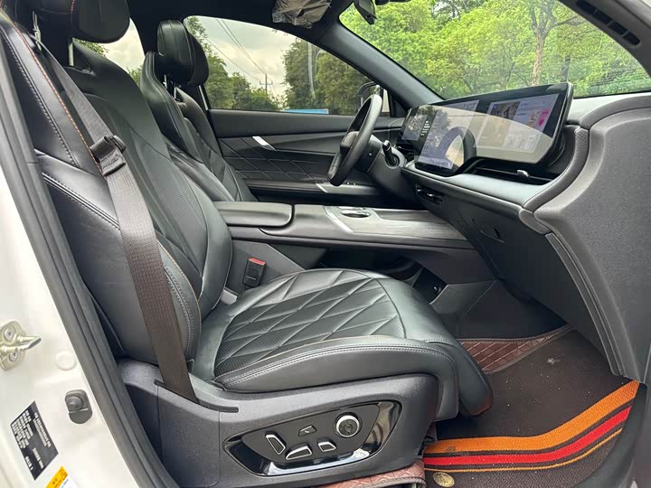 Changan CS75 PLUS 2025 UItra 2.0 T — фото 25