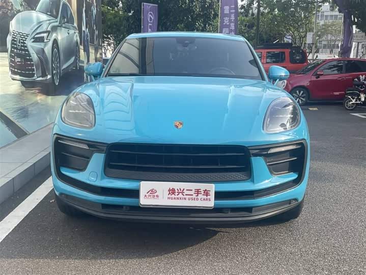 Porsche Macan 2022 Macan 2.0 T — фото 4