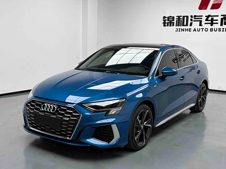 Audi A3 2022 A 3 L Limousine 35 TFSI Sport — фото 1