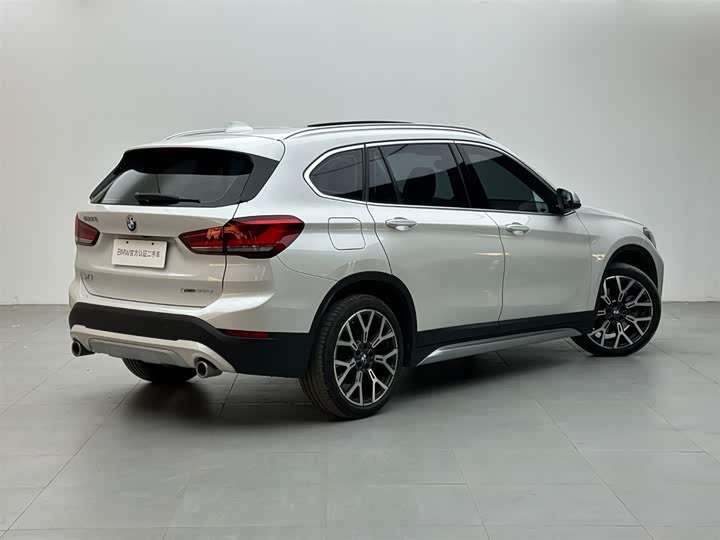BMW X1 2021 x Drive 25 Li — фото 4