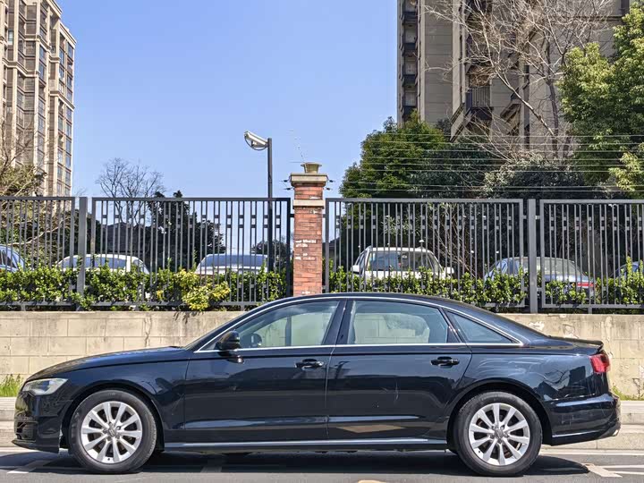 Audi A6L 2016 30 FSI — фото 4