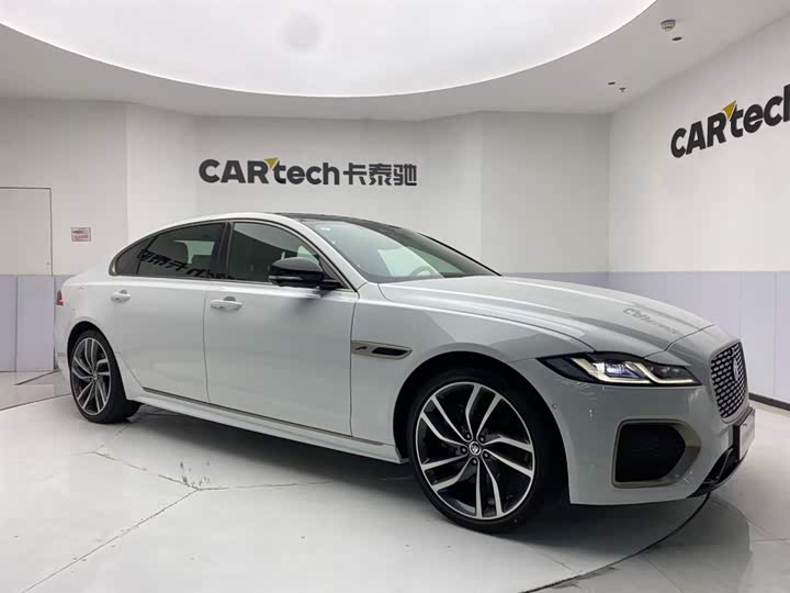 Jaguar XFL 2024 2.0 T P 300 4 WD — фото 2