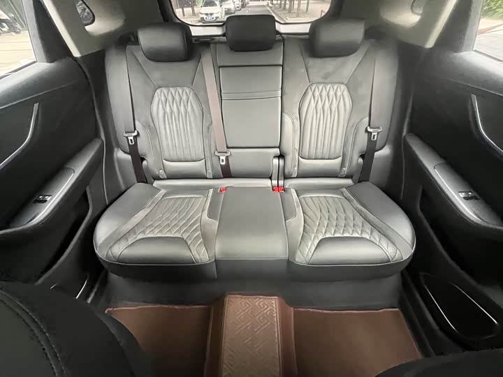 Hongqi HS5 2023 2.0 T Pro — фото 16