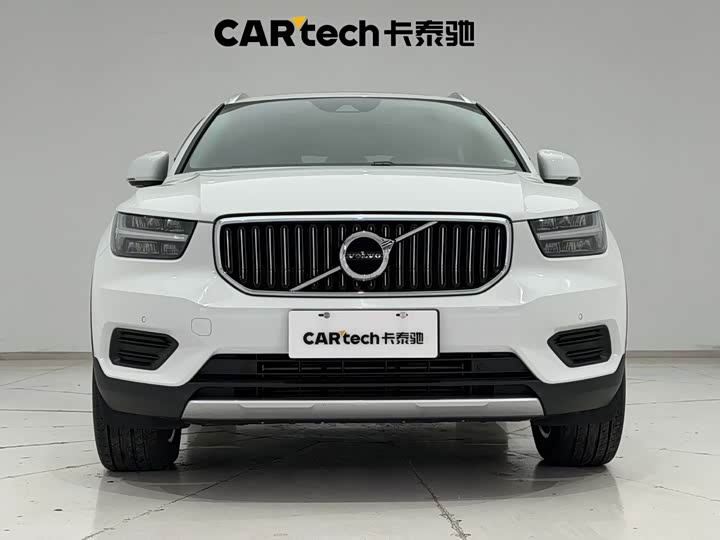 Volvo XC40 2022 T 4 WD — фото 3