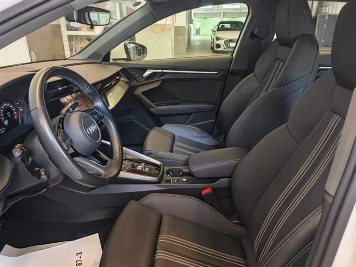 Audi A3 2024 A 3 L Limousine 35 TFSI Sport — фото 11