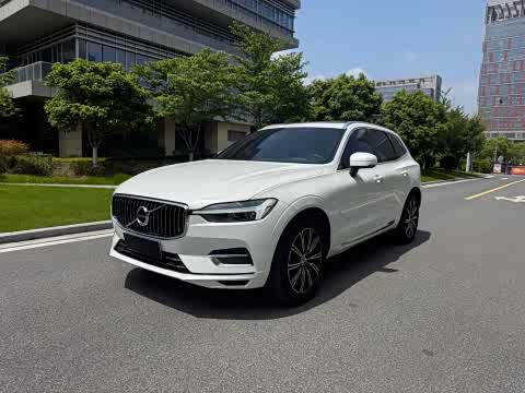 Volvo XC60 2021 T 5 4 WD — фото 21