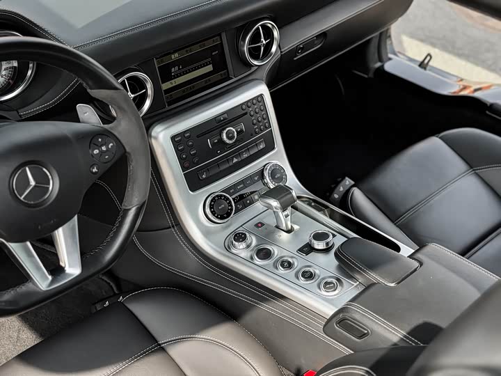 Mercedes-Benz SLS-Class 2011 SLS AMG — фото 10