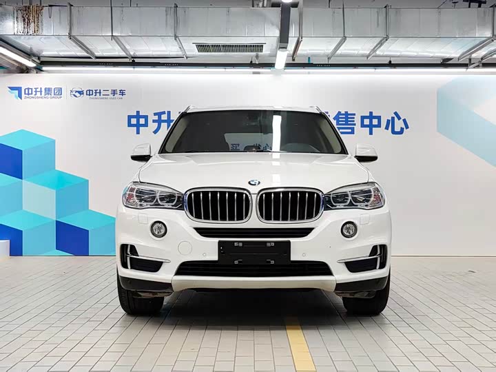 BMW X5 2015 x Drive 28i — фото 2