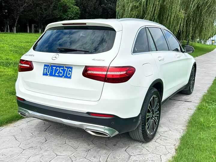 Mercedes-Benz GLC 200 4MATIC — фото 7