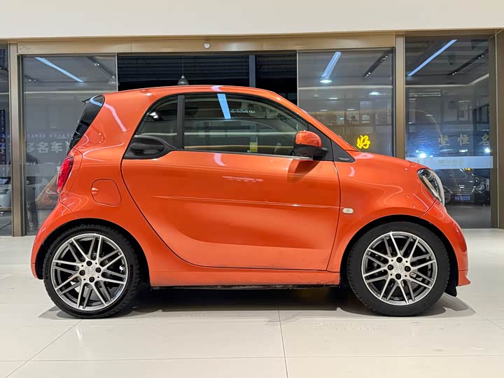 Boshe smart 2017 0.9 T BRABUS Xclusive — фото 4