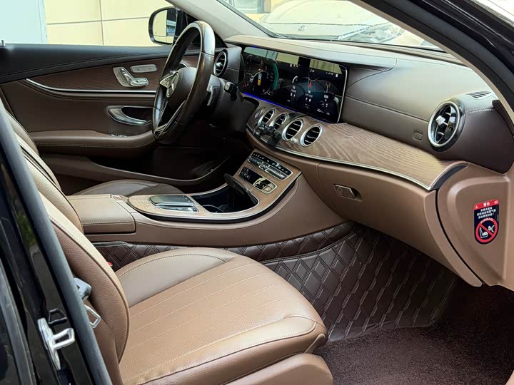 Mercedes-Benz E-Class 2021 E 300 L — фото 7