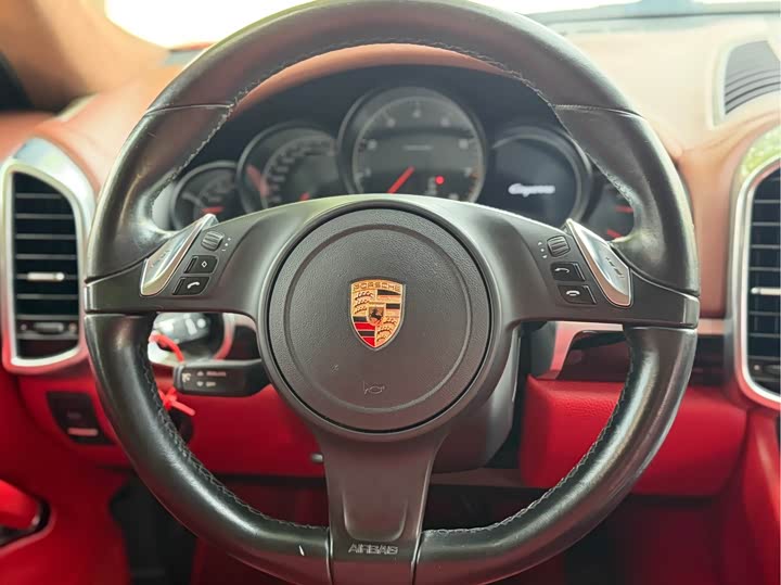 Porsche Cayenne 2015 Cayenne S 3.6 T — фото 12